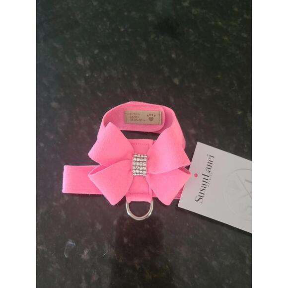 Susan Lanci Designs Tinkie Harness Nuveau Bow Perfect Pink Ultra Suede NEWXXS